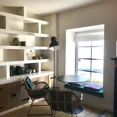 فندق مبيت وإفطار No. 42