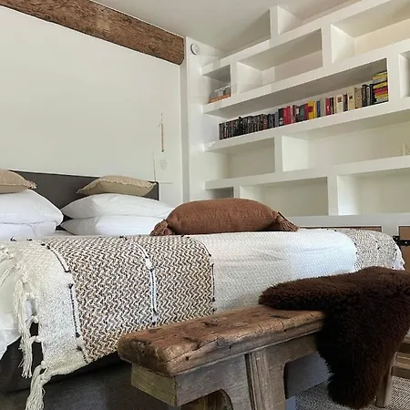 לינה וארוחת בוקר No. 42 Valkenburg aan de Geul