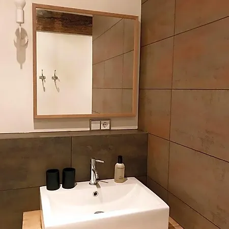 No. 42 Готель типу 