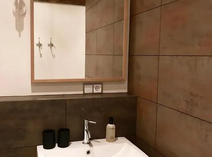 No. 42 Отель типа 